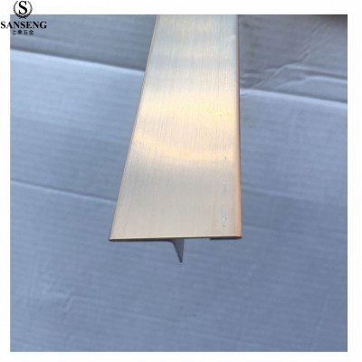 Factory producing silver or gold  Stainless steel tile trim edge with fast delivery